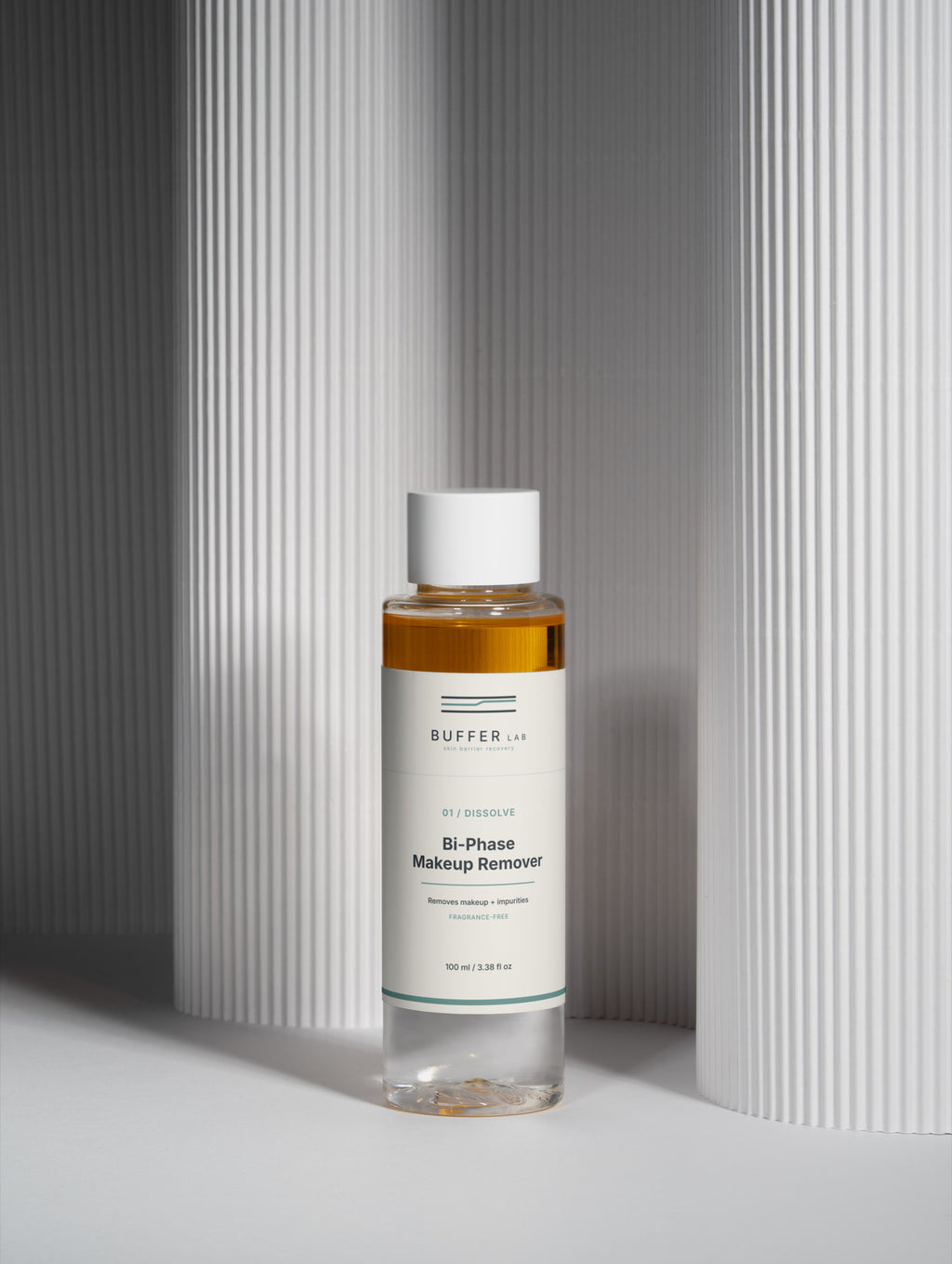 01 / DISSOLVE — Bi-Phase Makeup Remover